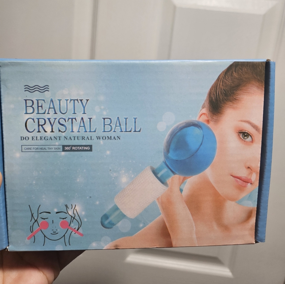 2pcs Beauty Crystal Ball Facial Cooling tool for Face and Eye Massage